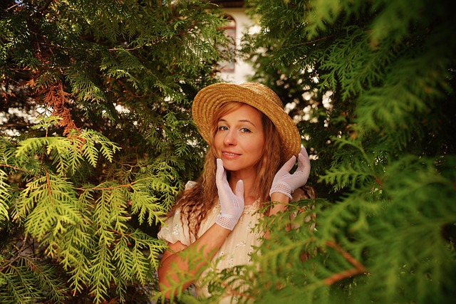 也展现了对 也展现了对